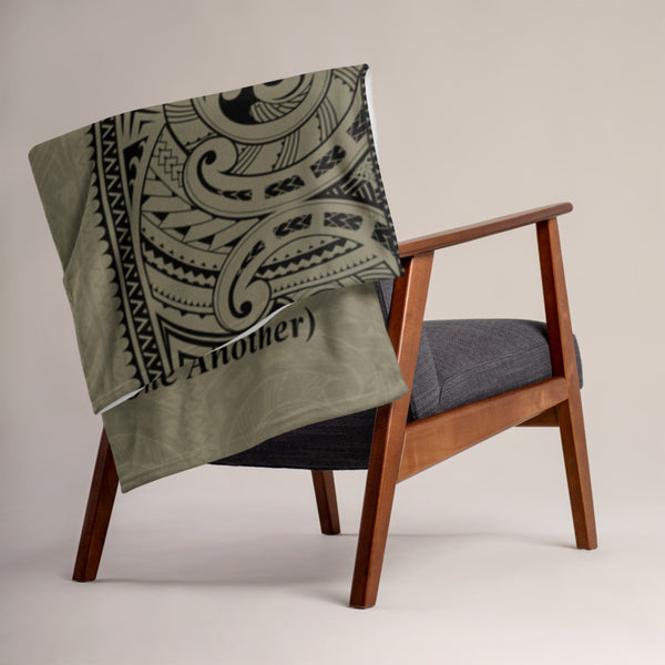 Manta Ray Polynesian throw Brown